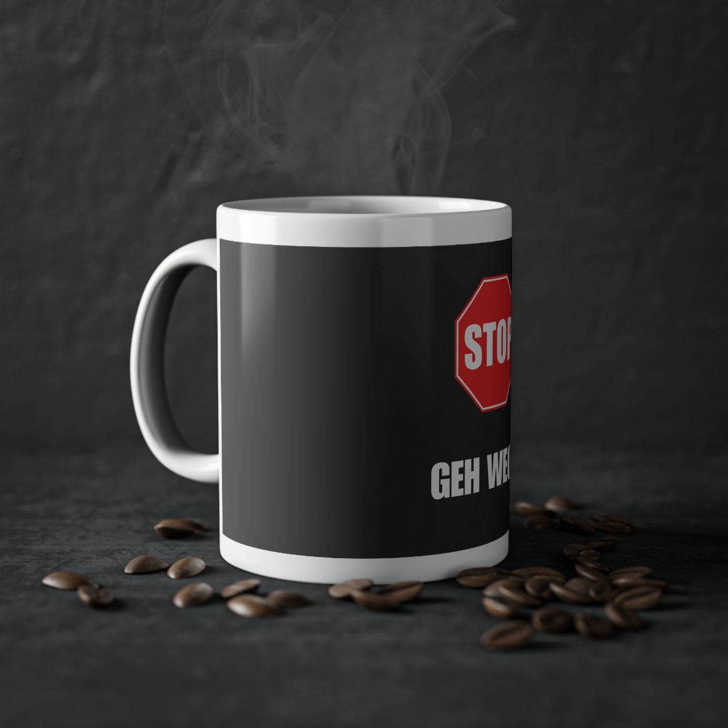 Lustige Tasse „Geh wech“ – Witziges Design für den Alltag – Schwarzer Hintergrund